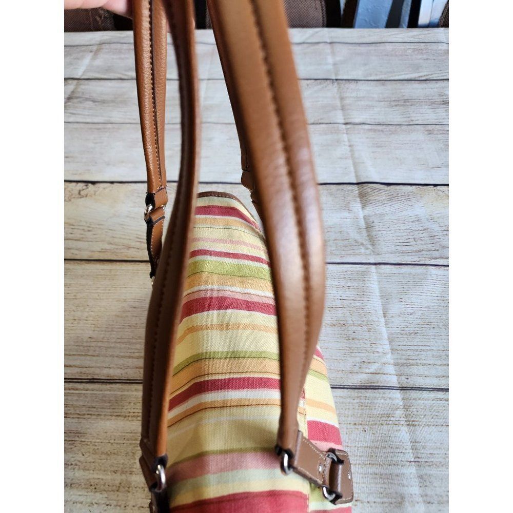 Striped Relic Shoulder Purse - Picture 7 of 14